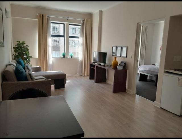 1 BEDROOM APARTMENT FOR SALE IN CAPE TOWN CITY CENTRE